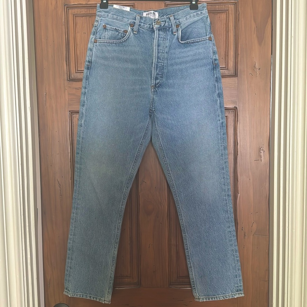 NWT, never worn Agolde Riley High Rise Straight leg crop jeans, Size 26